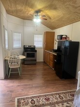 333 Co Rd 1450 in Center, TX - Building Photo - Building Photo