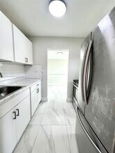 1960 NW 49th St in Miami, FL - Building Photo - Building Photo