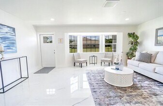469 SW Duval Ave in Port St. Lucie, FL - Building Photo - Building Photo