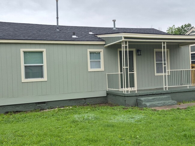 property at 1804 NW Baldwin Ave