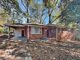 1768 Santa Cruz Dr in Decatur, GA - Building Photo