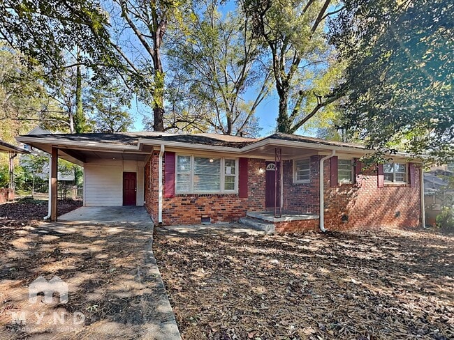 property at 1768 Santa Cruz Dr