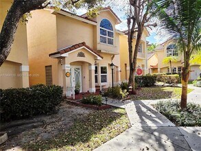 15222 SW 111th St in Miami, FL - Building Photo - Building Photo