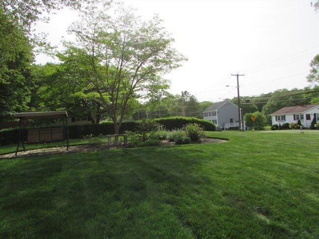 1038 Somerset Ave in Taunton, MA - Building Photo - Building Photo