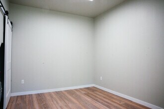 128 Saddle Loop, Unit B in Bigfork, MT - Building Photo - Building Photo