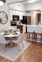 The Lodge at West Oaks in Houston, TX - Building Photo - Building Photo