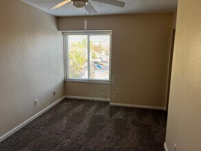 6203 Ackland Ct in Citrus Heights, CA - Foto de edificio - Building Photo