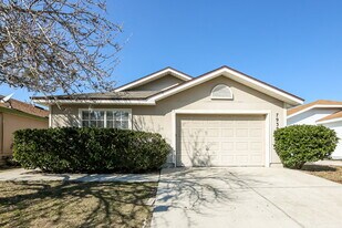 7939 Cherry Blossom Dr S in Jacksonville, FL - Building Photo