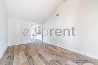 8001 Zenith Dr in Citrus Heights, CA - Building Photo - Building Photo