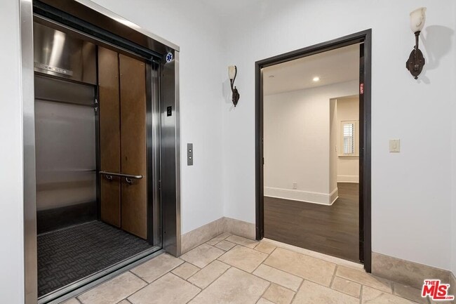 133 S Spalding Dr in Beverly Hills, CA - Building Photo - Building Photo