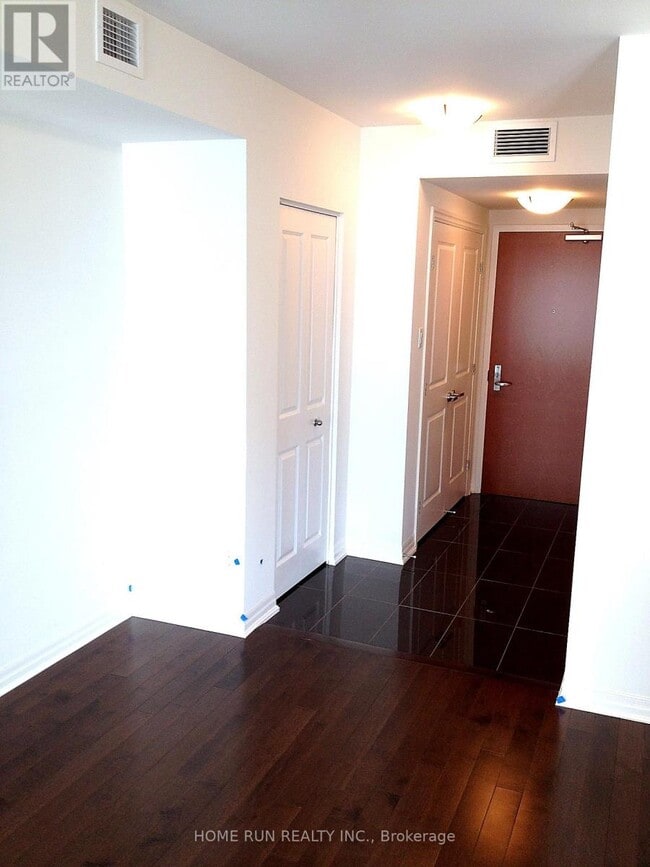 195 Besserer St in Ottawa, ON - Building Photo - Building Photo