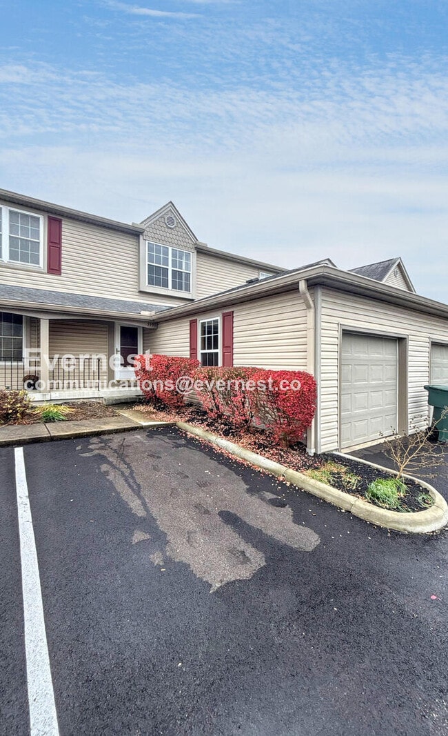 5591 Valencia Park Blvd in Hilliard, OH - Foto de edificio - Building Photo