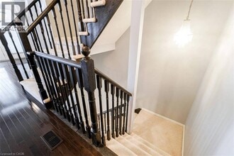 24 Larson Peak Rd in Caledon, ON - Building Photo - Building Photo