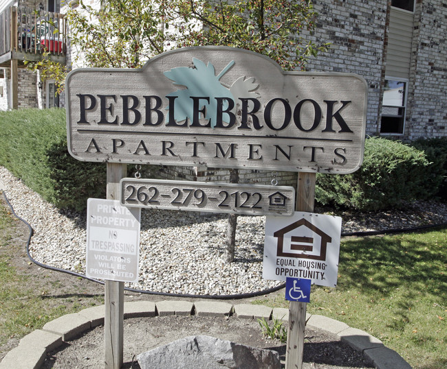 Pebblebrook Apartments in Genoa City, WI - Building Photo - Building Photo