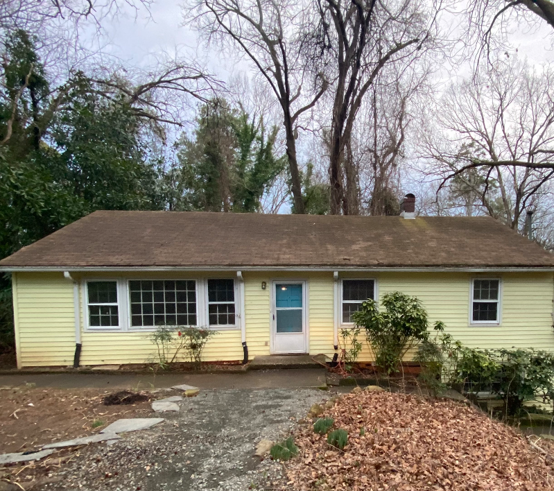 123 Barclay Rd in Chapel Hill, NC - Building Photo