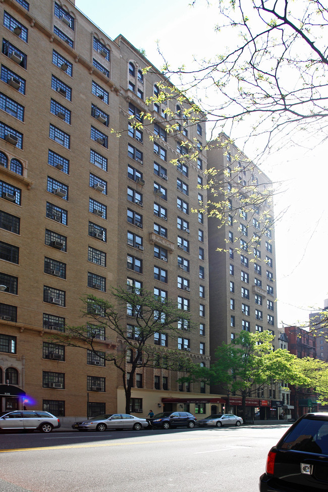 105-113 W 86th St in New York, NY - Foto de edificio - Building Photo