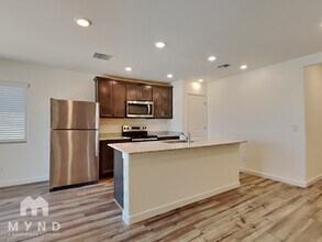 1065 W Virginia Ave in Florence, AZ - Building Photo - Building Photo