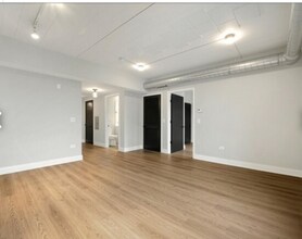 941 W Belmont Ave in Chicago, IL - Building Photo - Building Photo
