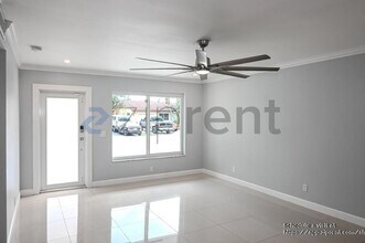 3343 NW 69th St in Fort Lauderdale, FL - Building Photo - Building Photo