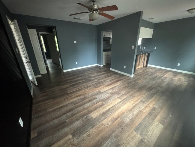 1881 Nekoma Ct, Unit D