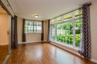 7232 Kipu Pl in Honolulu, HI - Building Photo - Building Photo