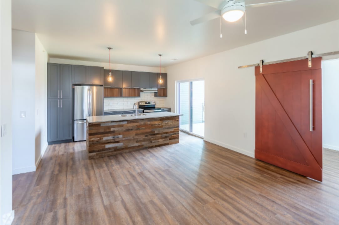 280 NW Red Barn Cir in Bentonville, AR - Building Photo