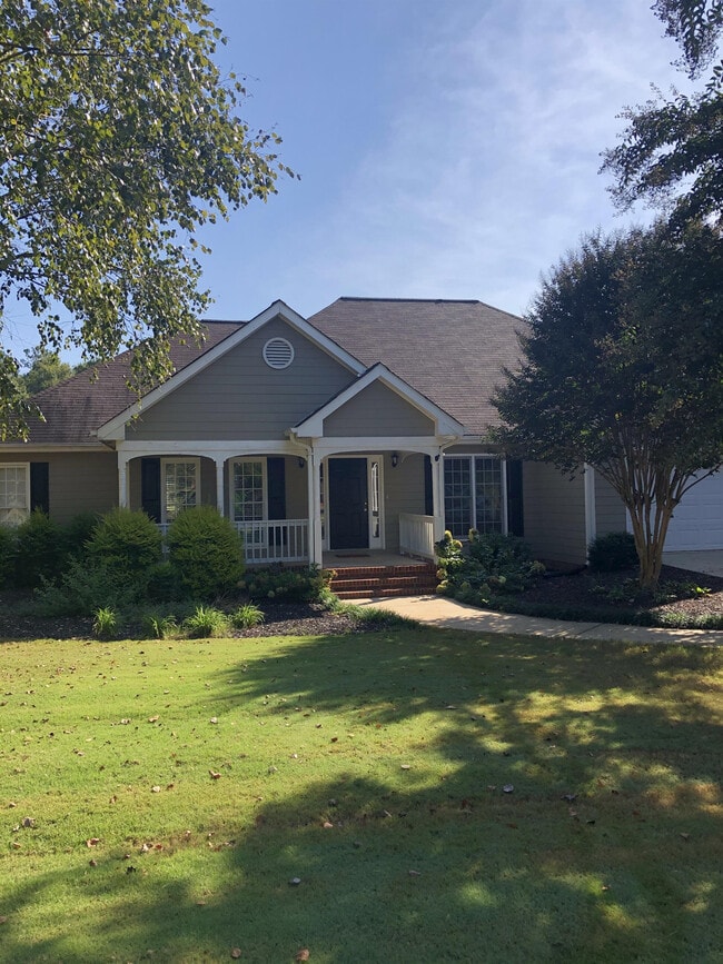 property at 1020 Joie Dr