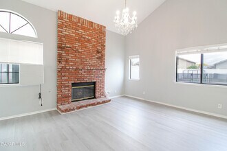 45809 Evelyn Ct in Lancaster, CA - Building Photo - Building Photo