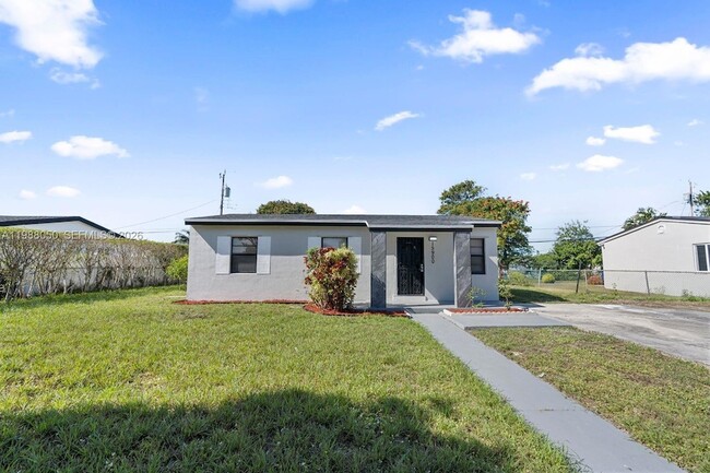 15900 NW 18th Ave in Opa Locka, FL - Building Photo - Building Photo