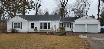 545 Ford Dr in Ferguson, MO - Building Photo