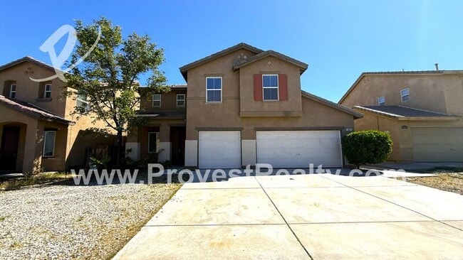 14051 Horseshoe Way in Victorville, CA - Building Photo - Building Photo