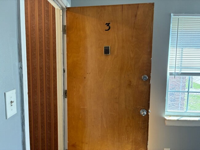 4405 Landside Dr in Louisville, KY - Building Photo - Building Photo