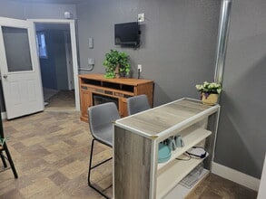 208 6th Ave SW in Stanley, ND - Building Photo - Building Photo