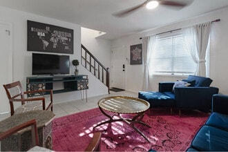 242 Lake Ella Dr in Tallahassee, FL - Building Photo - Building Photo