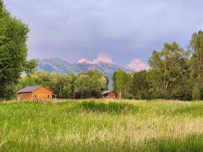 189 W 7000 N in Tetonia, ID - Building Photo - Building Photo