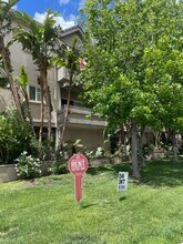 15705 Vose St, Unit 102 in Van Nuys, CA - Building Photo - Building Photo