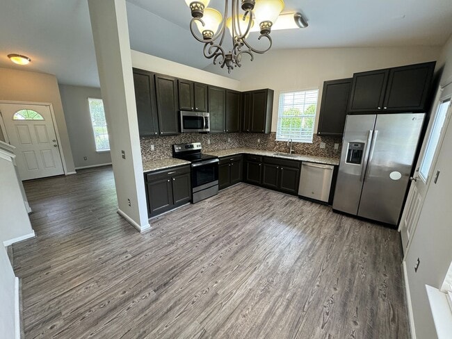 5 Cres Hill Ct in Durham, NC - Building Photo - Building Photo
