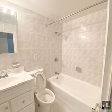 EAST 63 STREET in New York, NY - Building Photo - Building Photo