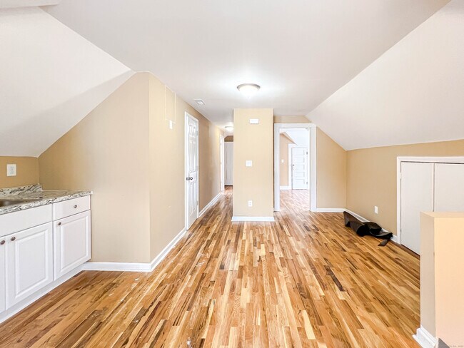 63 Eaton St in Bridgeport, CT - Building Photo - Building Photo