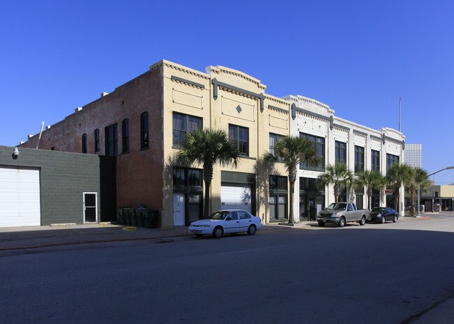 2502-2514 Church St in Galveston, TX - Building Photo - Building Photo