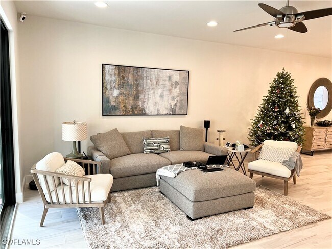 property at 12972 Pembroke Dr