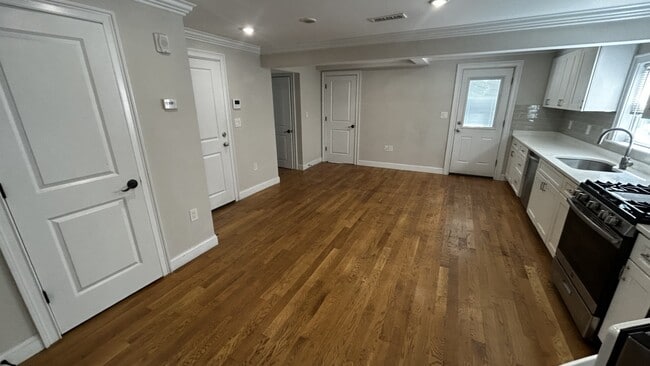 62 Gordon St, Unit 2