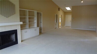 7337 Oak Moss Dr in Sarasota, FL - Building Photo - Building Photo