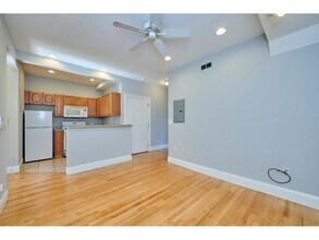 12 Humboldt Pl in Boston, MA - Building Photo - Building Photo