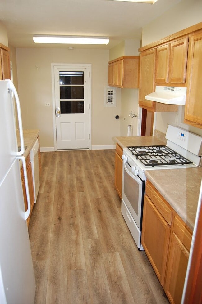 5001 W Hughes St in Lincoln, NE - Building Photo - Building Photo