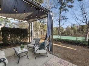 1305 Mountclaire Dr in Cumming, GA - Foto de edificio - Building Photo