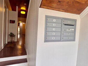 2021 Kane St in Houston, TX - Building Photo - Building Photo