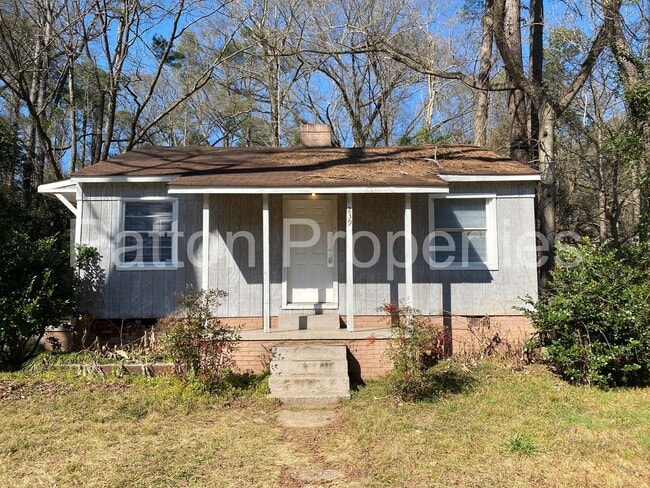 property at 239 Pineneedle Rd