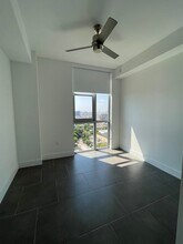 250 NE 27th St, Unit A1 in Miami, FL - Building Photo - Building Photo