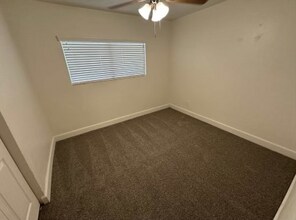 6557 N 10th Ave in Phoenix, AZ - Foto de edificio - Building Photo